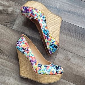 Brash Floral Print Wicker Platform Wedges Size 7 1/2